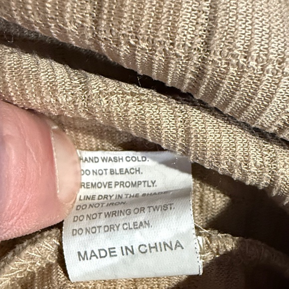 Men's Black and Cream Sweater XXXL - Picture 10 of 11